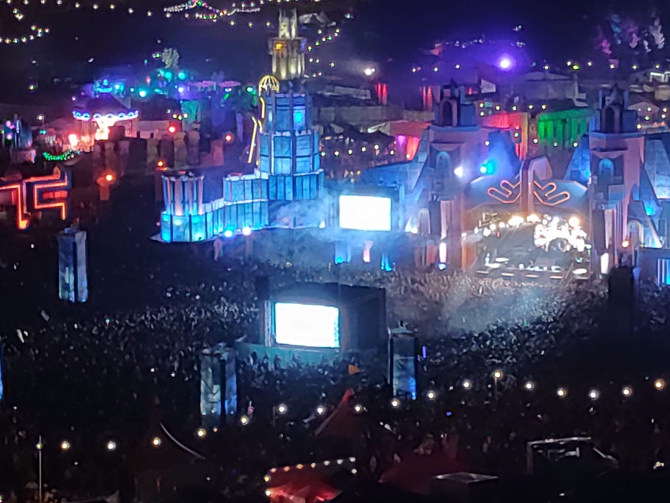 Boomtown Grand Central stage